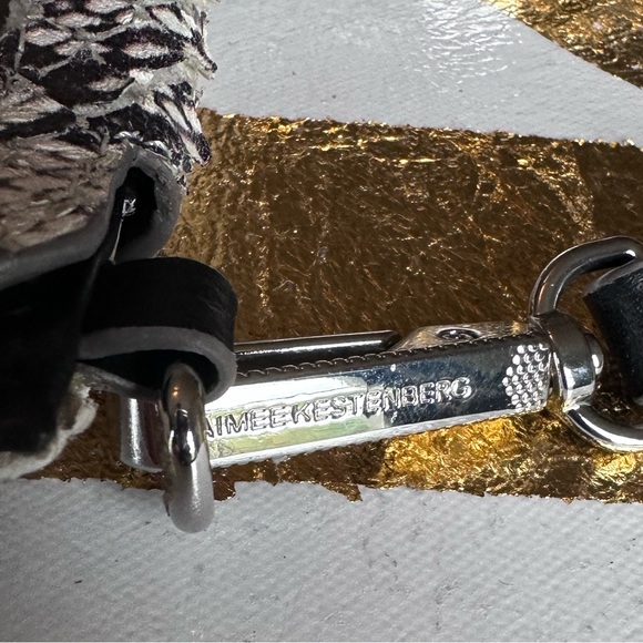 Aimee Kestenberg Cellphone crossbody purse - Picture 4 of 9